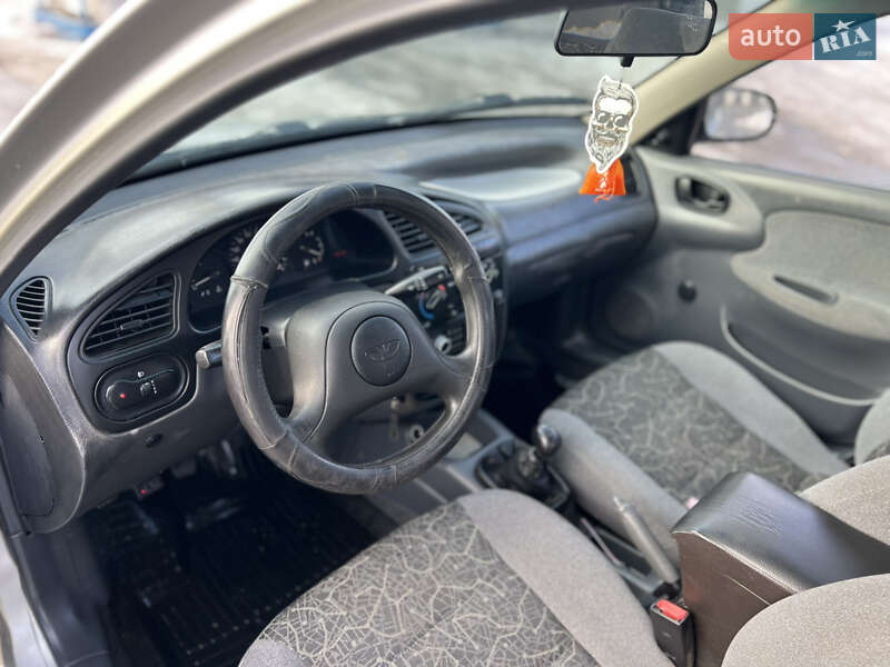 Седан Daewoo Sens 2004 в Хмельницькому