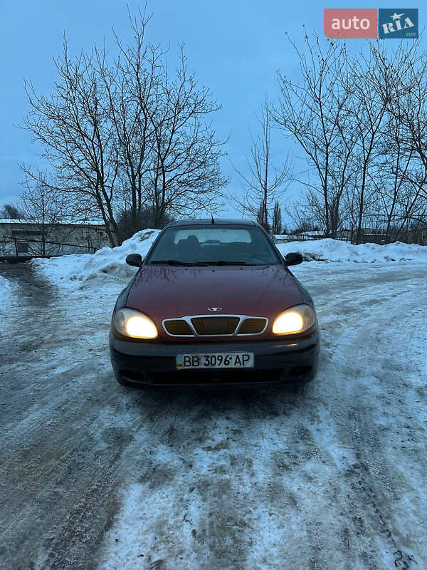 Седан Daewoo Sens 2006 в Ровно