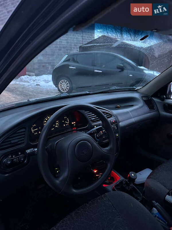 Седан Daewoo Sens 2006 в Ровно