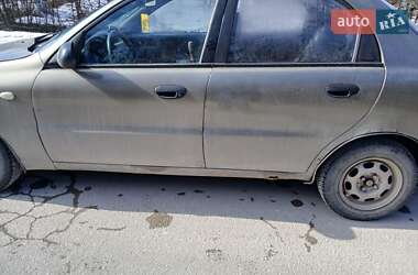 Седан Daewoo Sens 2005 в Бурштыне