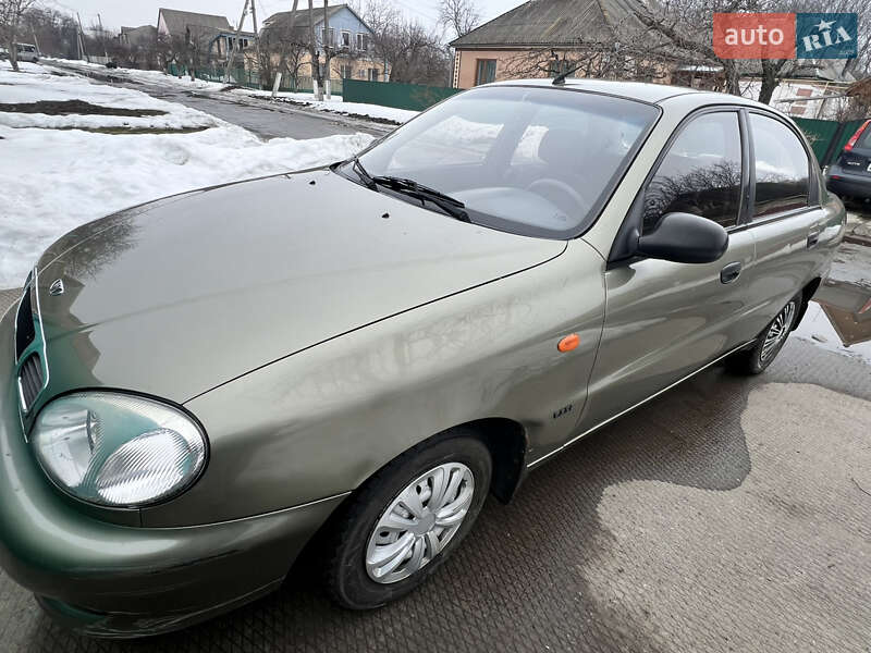 Седан Daewoo Sens 2003 в Умані