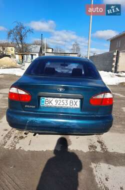 Седан Daewoo Sens 2004 в Дубровице