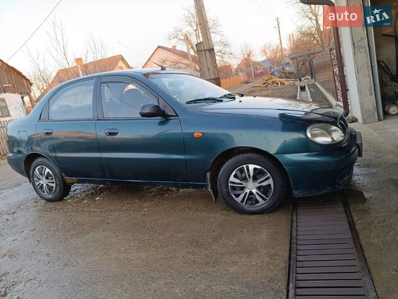 Седан Daewoo Sens 2003 в Глыбокой