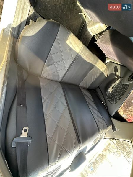 Седан Daewoo Sens 2003 в Днепре