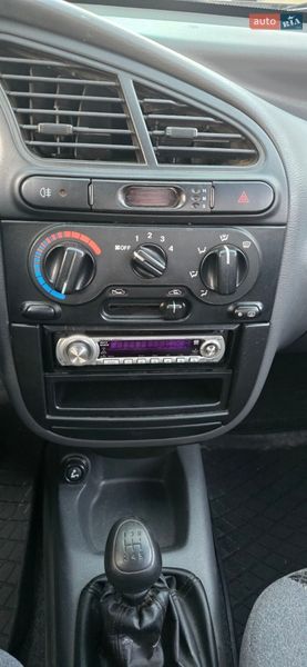 Седан Daewoo Sens 2004 в Дубно