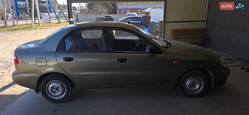 Седан Daewoo Sens 2004 в Львове