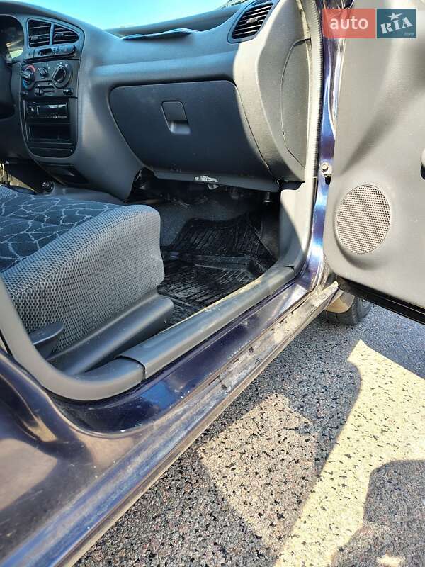 Седан Daewoo Sens 2003 в Андрушівці