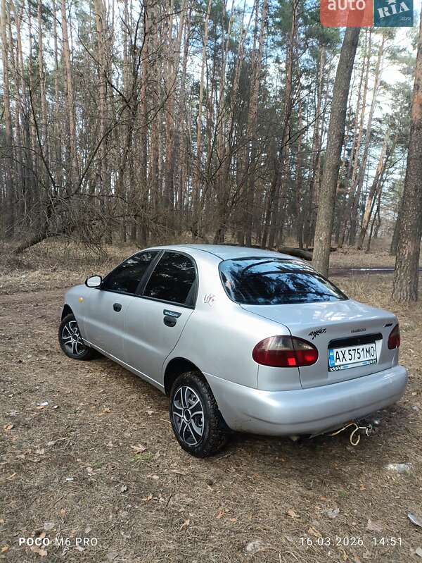 Седан Daewoo Sens 2004 в Богодухіву