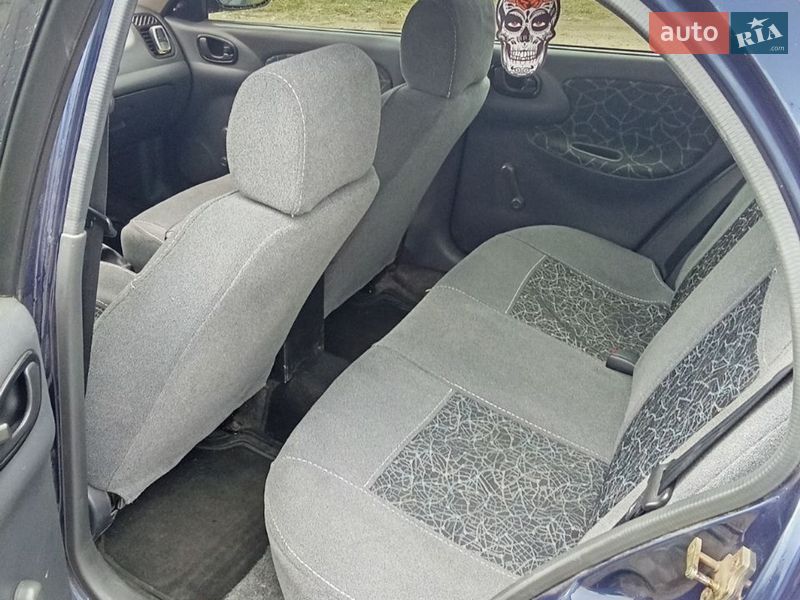 Седан Daewoo Sens 2004 в Днепре