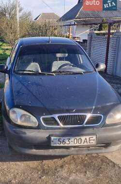 Седан Daewoo Sens 2004 в Дніпрі