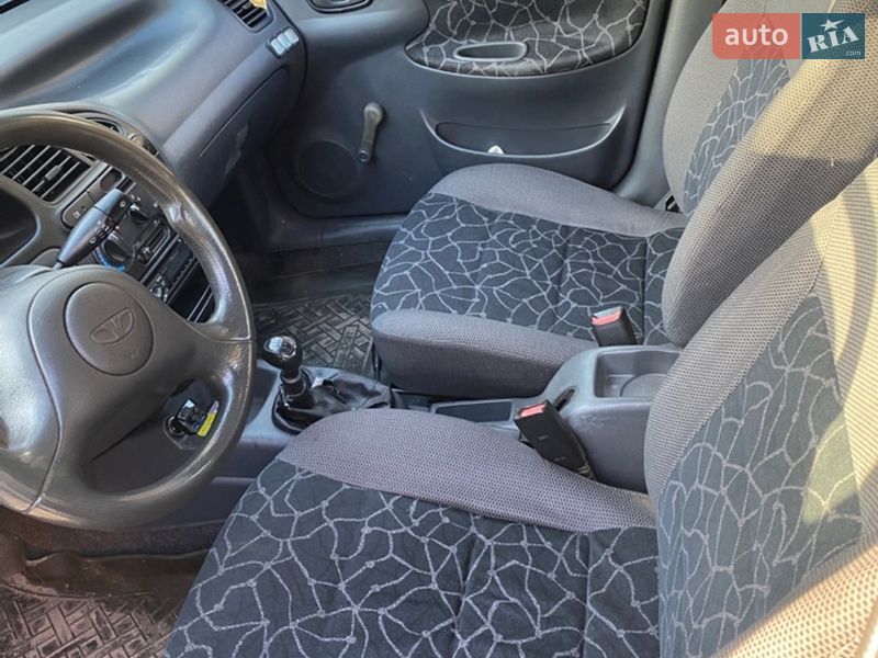 Седан Daewoo Sens 2003 в Киеве