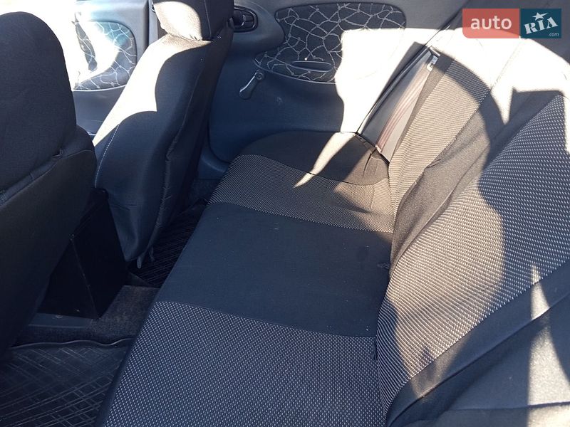 Седан Daewoo Sens 2003 в Сквирі