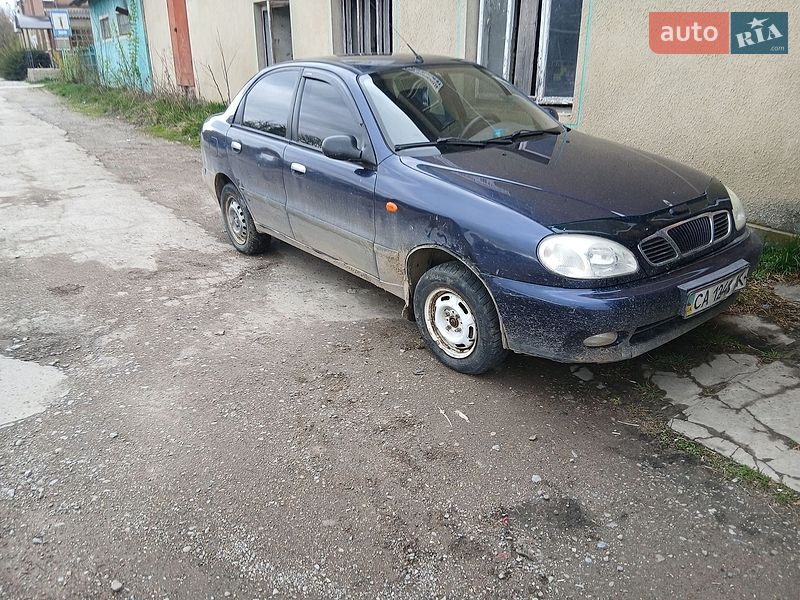 Седан Daewoo Sens 2007 в Хотине