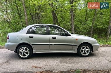 Седан Daewoo Sens 2003 в Ромнах
