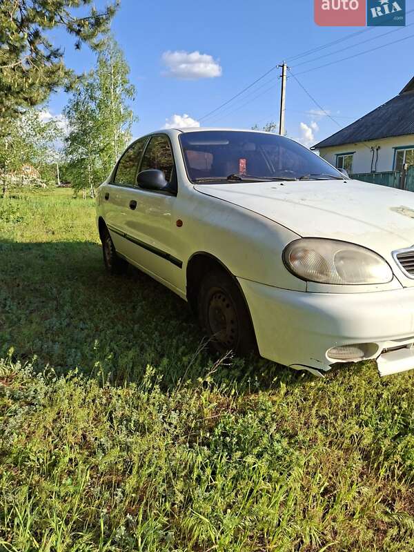 Седан Daewoo Sens 2002 в Котельве