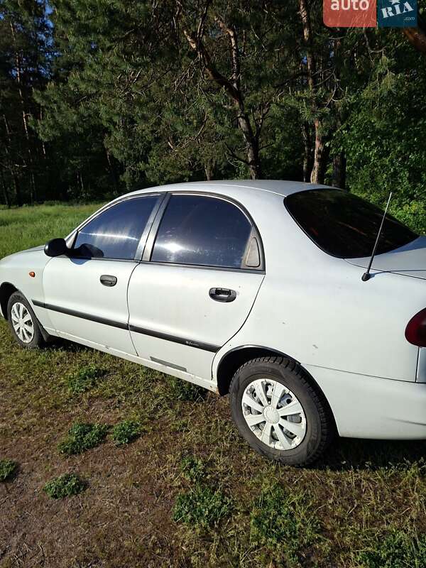Седан Daewoo Sens 2002 в Котельве