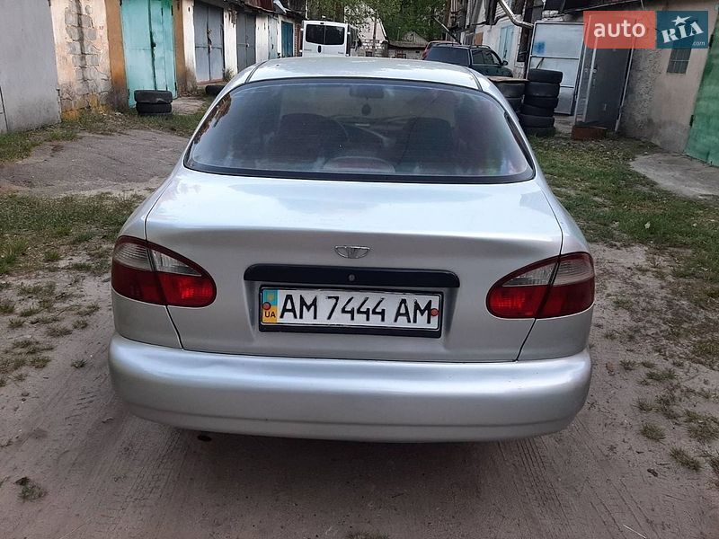 Седан Daewoo Sens 2007 в Озерному