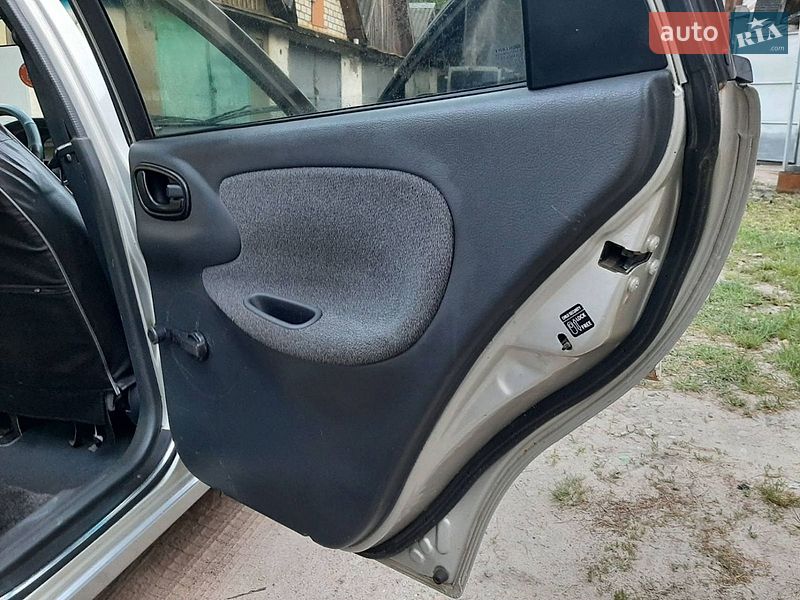 Седан Daewoo Sens 2007 в Озерному