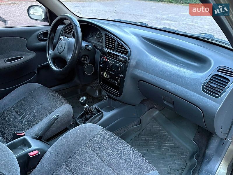 Седан Daewoo Sens 2004 в Лубнах