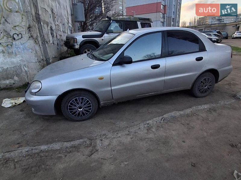 Daewoo Sens, photos from the listing