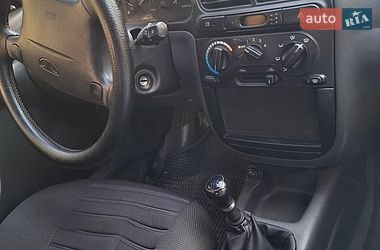 Седан Daewoo Sens 2003 в Запоріжжі
