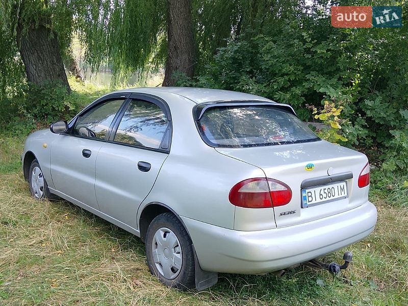 Седан Daewoo Sens 2003 в Хоролі