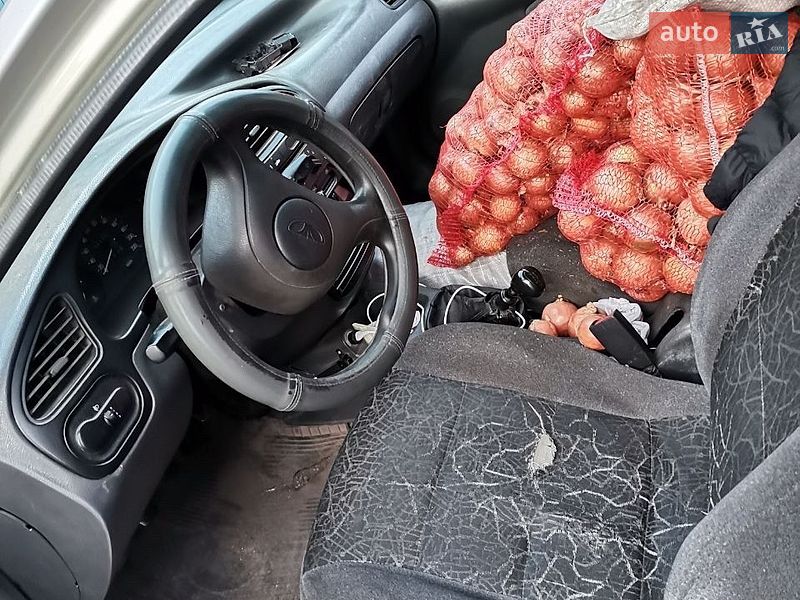 Седан Daewoo Sens 2004 в Житомирі