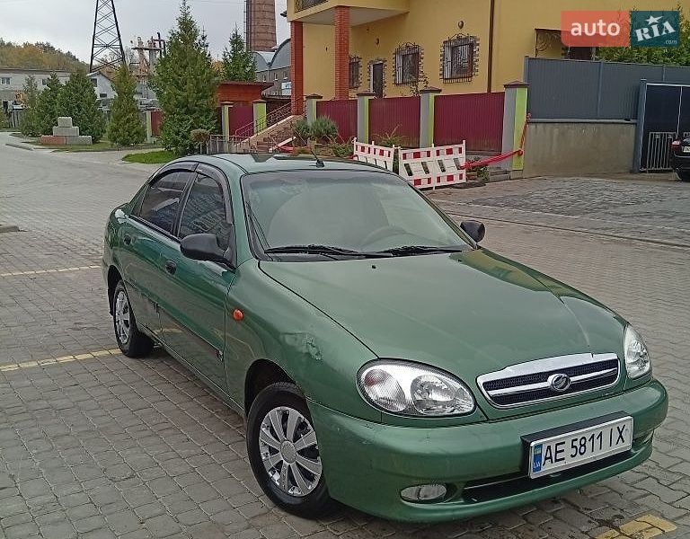 Хэтчбек Daewoo Sens 2011 в Новояворовске