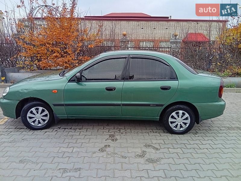 Хэтчбек Daewoo Sens 2011 в Новояворовске