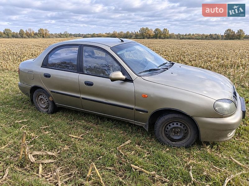 Седан Daewoo Sens 2003 в Смеле