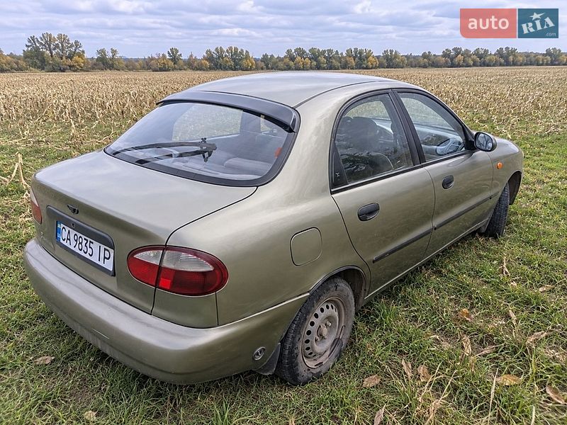 Седан Daewoo Sens 2003 в Смеле