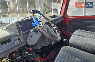 Грузовой фургон DAF 400 груз. 1991 в 