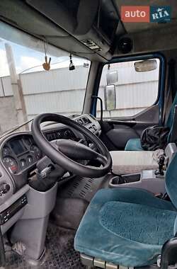Тентований DAF 45 2003 в 