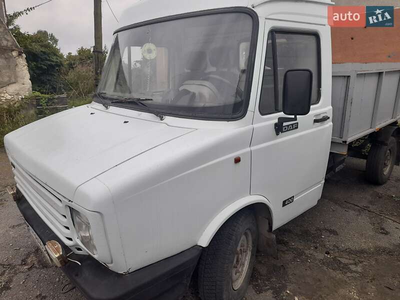 Мінівен DAF 600 1992 в Славуті