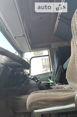 Тентований DAF 75 2002 в Дніпрі