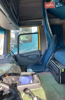 Тягач DAF 85 2002 в 