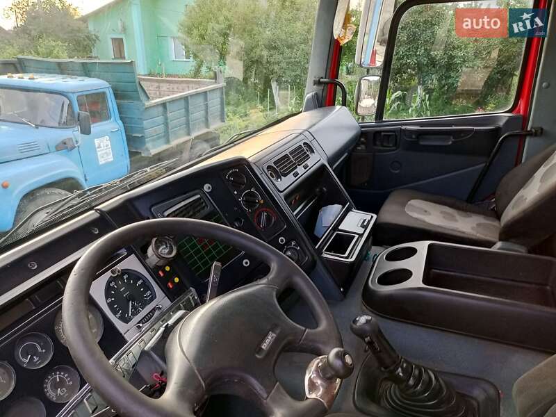 Самосвал DAF 85 1999 в Ровно