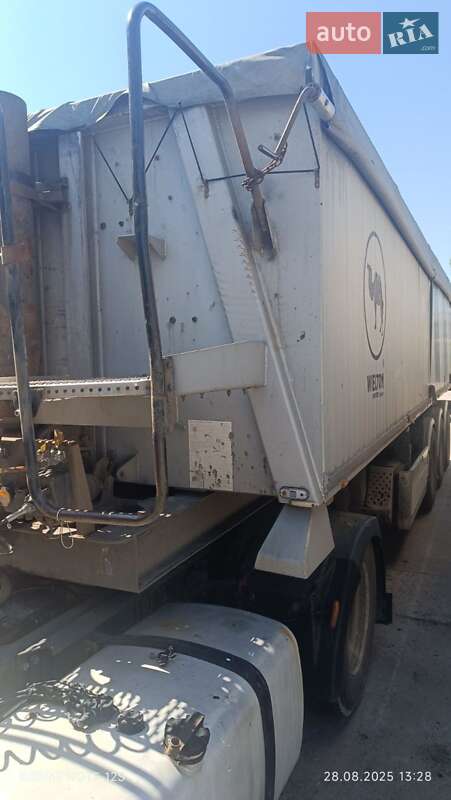 Зерновоз DAF 85 2007 в Кременчуці