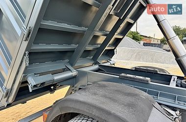 Самосвал DAF 85 2011 в Ровно