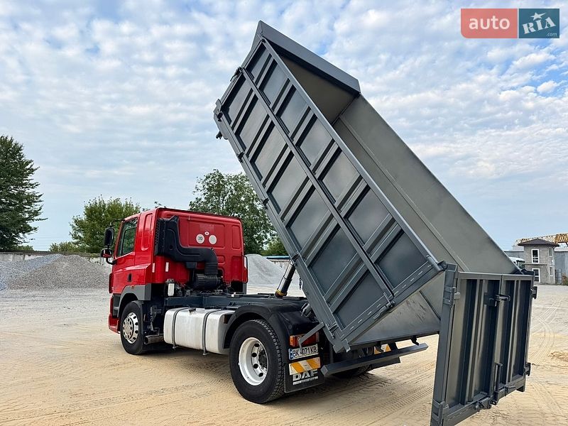 Самосвал DAF 85 2011 в Ровно