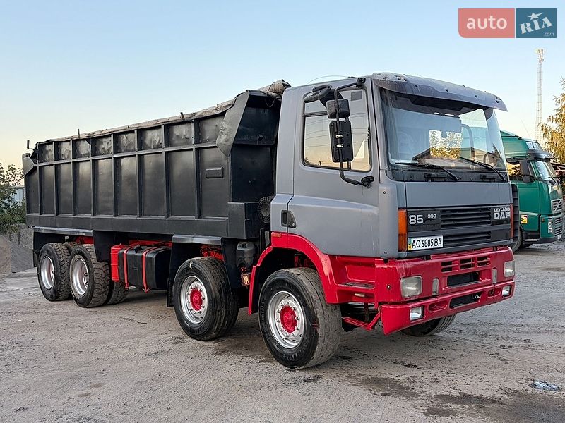 Самоскид DAF 85 2000 в Луцьку