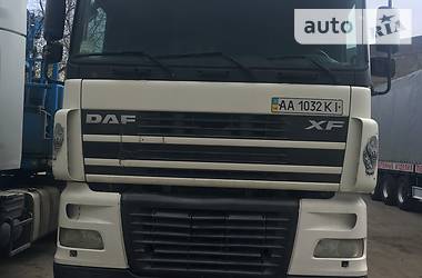 Тягач DAF 95 2003 в Киеве