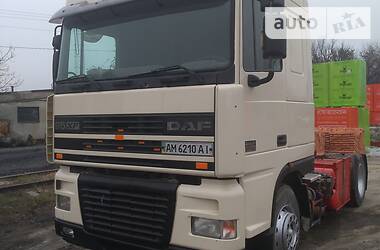 Тягач DAF 95 2000 в Житомире