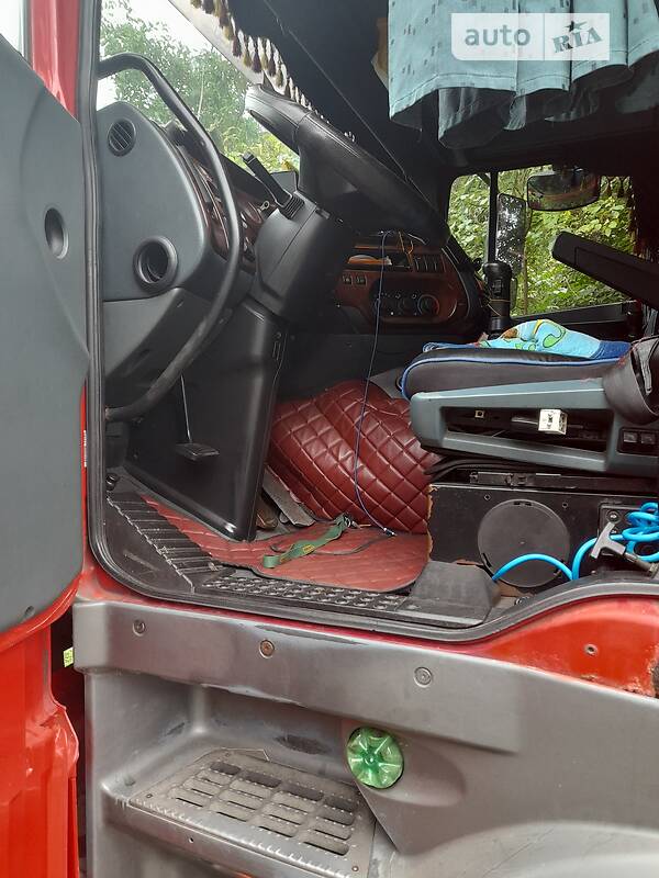 Тягач DAF 95 2001 в Рівному