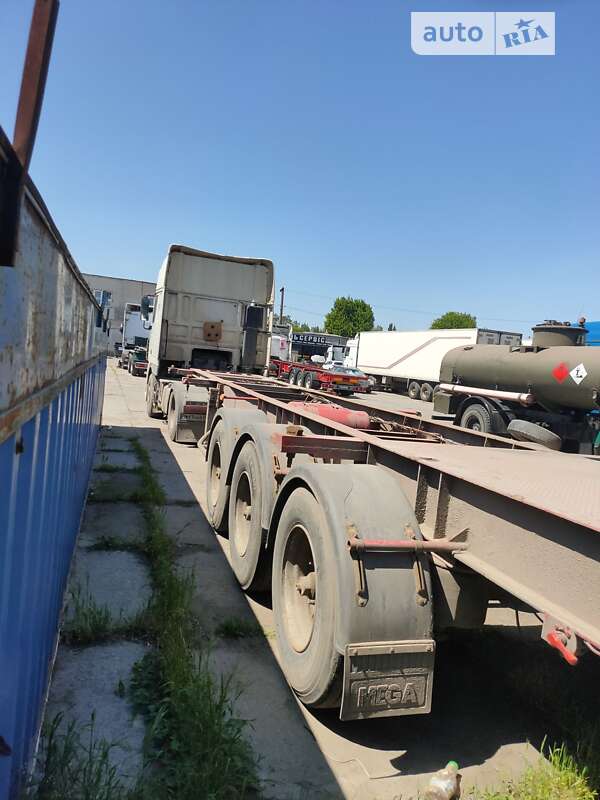 Тягач DAF 95 2006 в Одесі