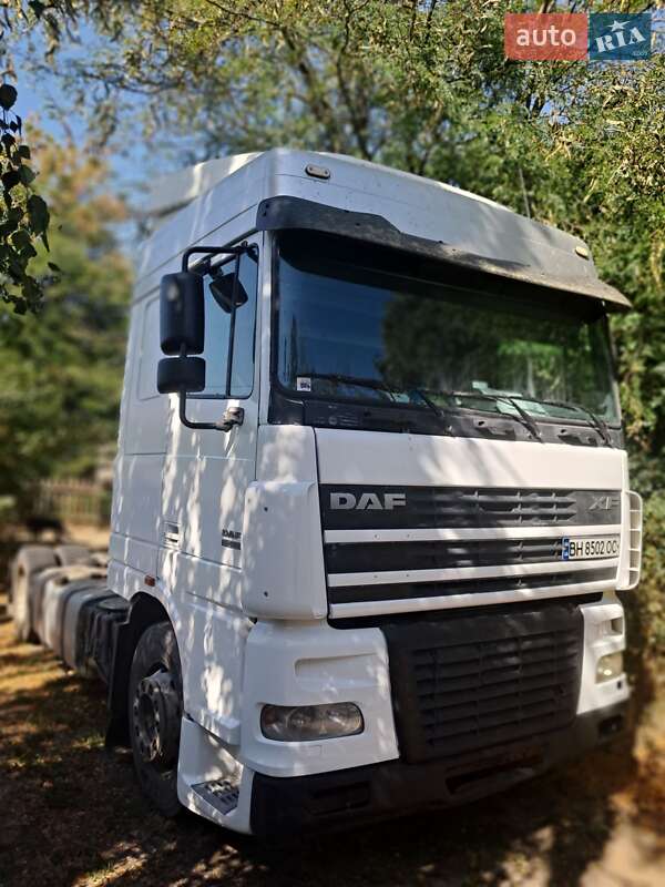 Тягач DAF 95 2004 в Одессе