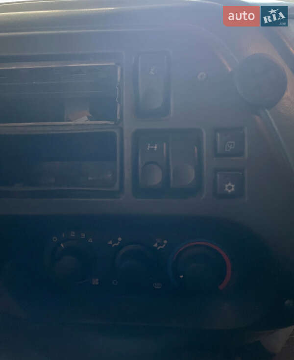 Тягач DAF 95 2004 в Василькове