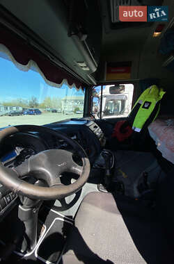 Тягач DAF 95 2003 в 