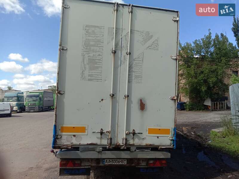 Грузовой фургон DAF 95 2004 в Киеве
