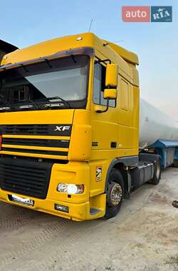 Бензовоз DAF 95 2005 в Ахтырке